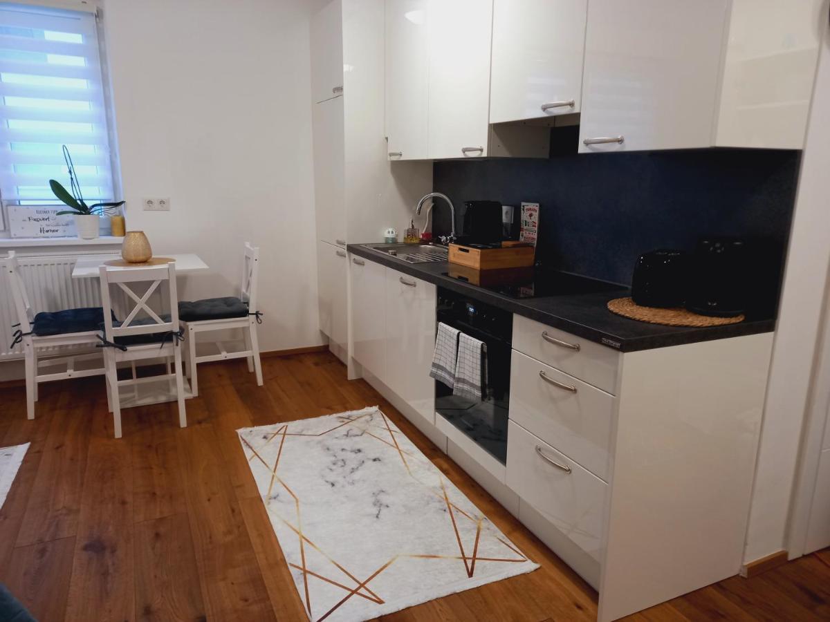 Lauro Apartment Виена Екстериор снимка