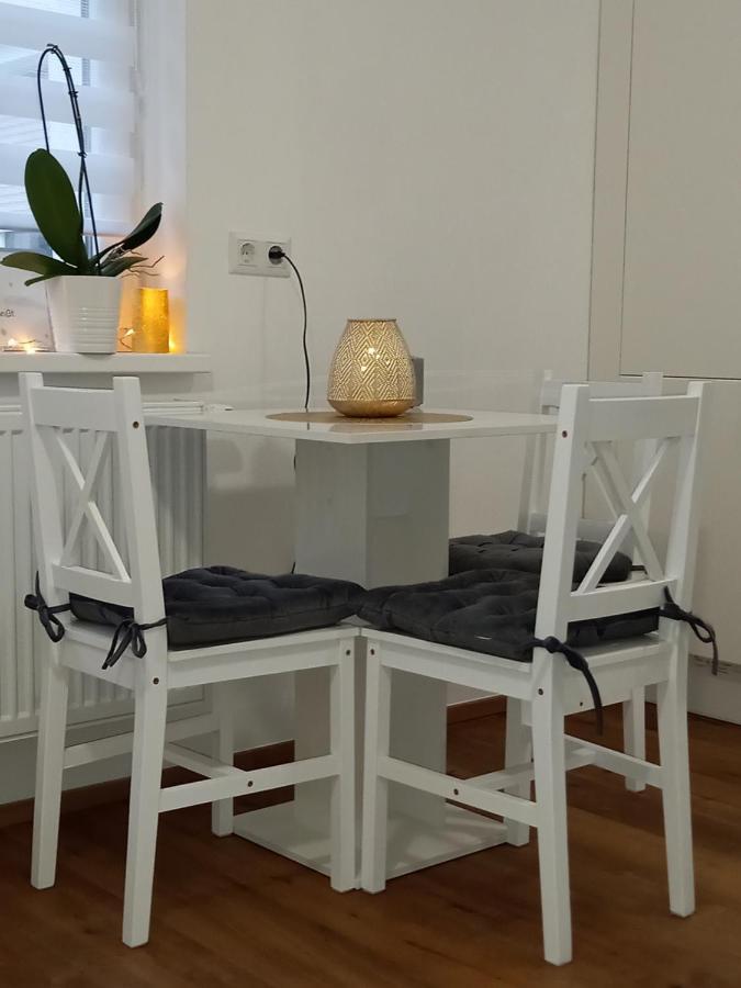 Lauro Apartment Виена Екстериор снимка