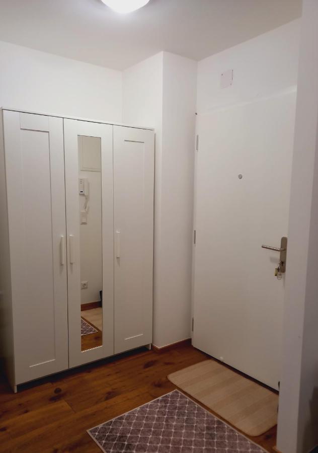 Lauro Apartment Виена Екстериор снимка